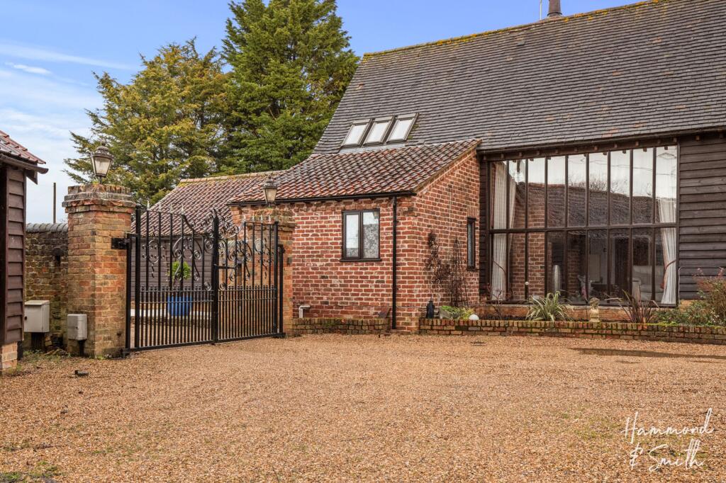 Additional image 5 of Tilegate Road, Magdalen Laver, CM5