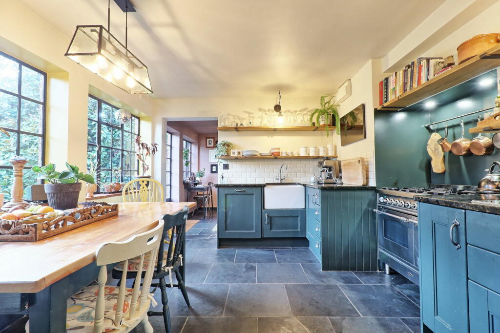 Additional image 37 of High Street, Thorpe-le-Soken, Clacton-on-sea, CO16 0DY