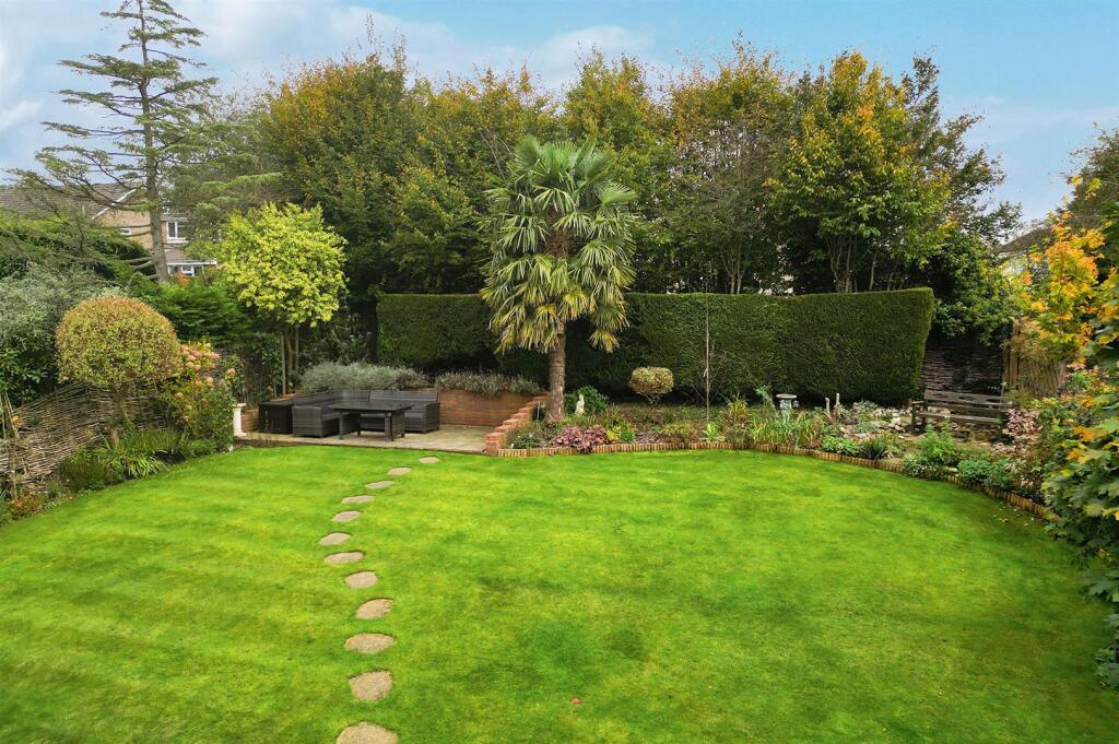 Additional image 28 of Robinsbridge Road, Coggeshall, Colchester