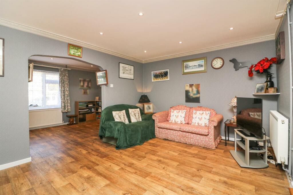 Additional image 4 of New Moor Crescent, Southminster
