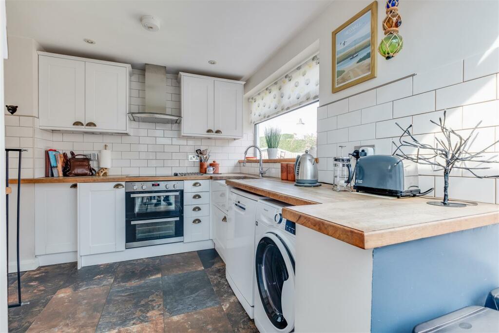 Additional image 10 of Victoria Road, Little Neston, NESTON