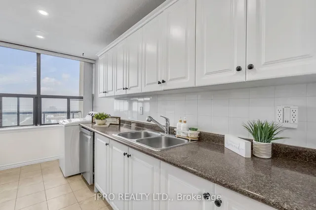 Additional image 27 of 21 Knightsbridge Rd Unit 1903