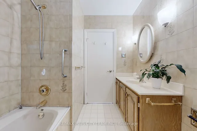 Additional image 19 of 17 Hedges Blvd