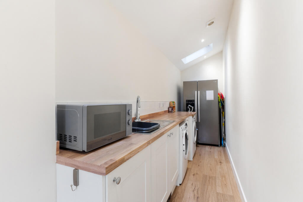 Additional image 20 of Durham Close, Sawbridgeworth, Hertfordshire, CM21