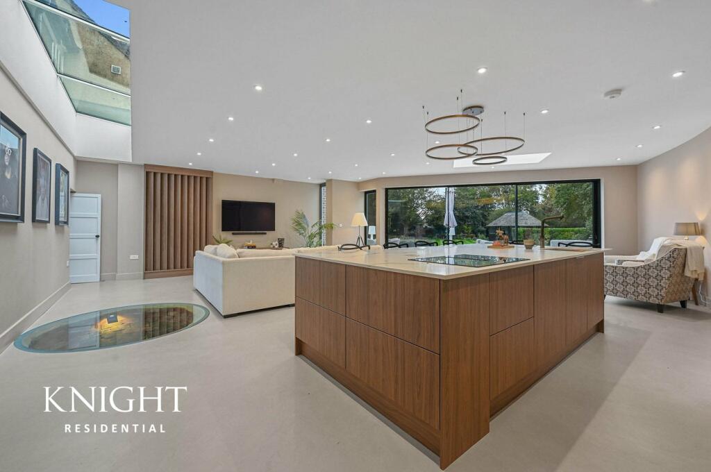 Additional image 4 of Coggeshall Road, Braintree, CM77