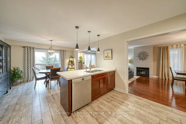 Additional image 13 of 703 Robert Ferrie Dr