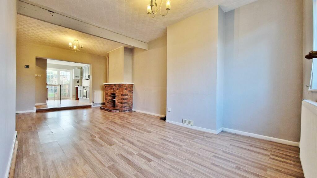 Additional image 3 of Quay Lane, Kirby-le-Soken