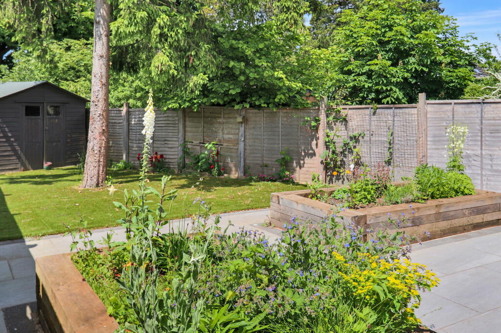 Additional image 8 of Coulsdon Road,Coulsdon,CR5 2LF