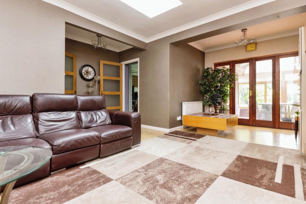 Additional image 5 of Thorpe Road, Kirby Cross, Frinton-on-Sea, Essex, CO13