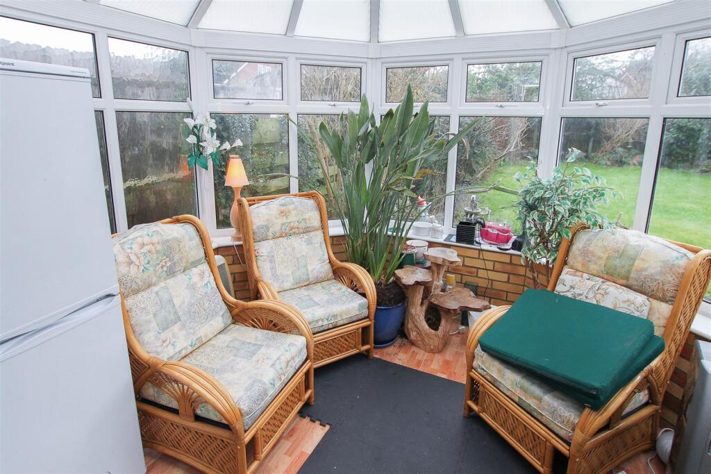 Additional image 10 of Walker Avenue, Fyfield, Ongar