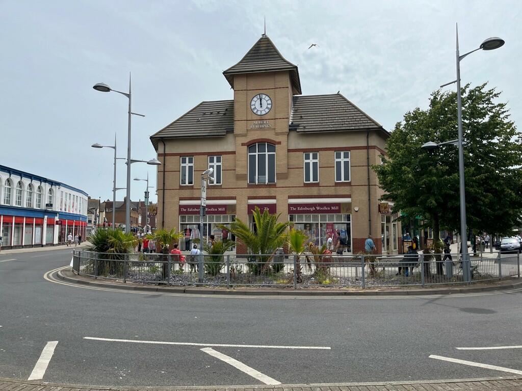 Additional image 5 of 68a-70a Pier Avenue, Clacton On Sea, Essex, CO15