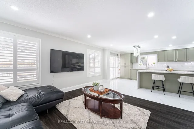 Additional image 19 of 57 Legend Lane