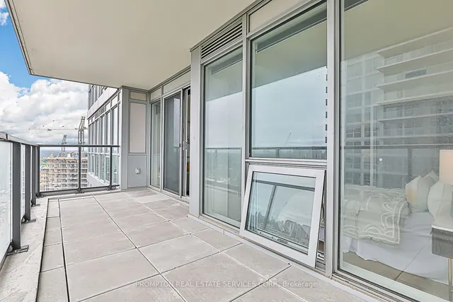 Additional image 20 of 85 Mcmahon Dr Unit #2606