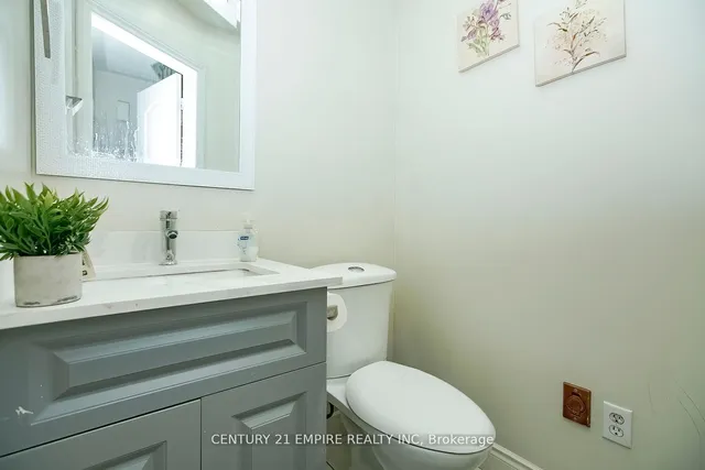 Additional image 32 of 4 Lake Louise Dr