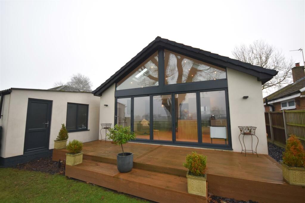 Additional image 22 of Meadow Lane, Willaston, Neston