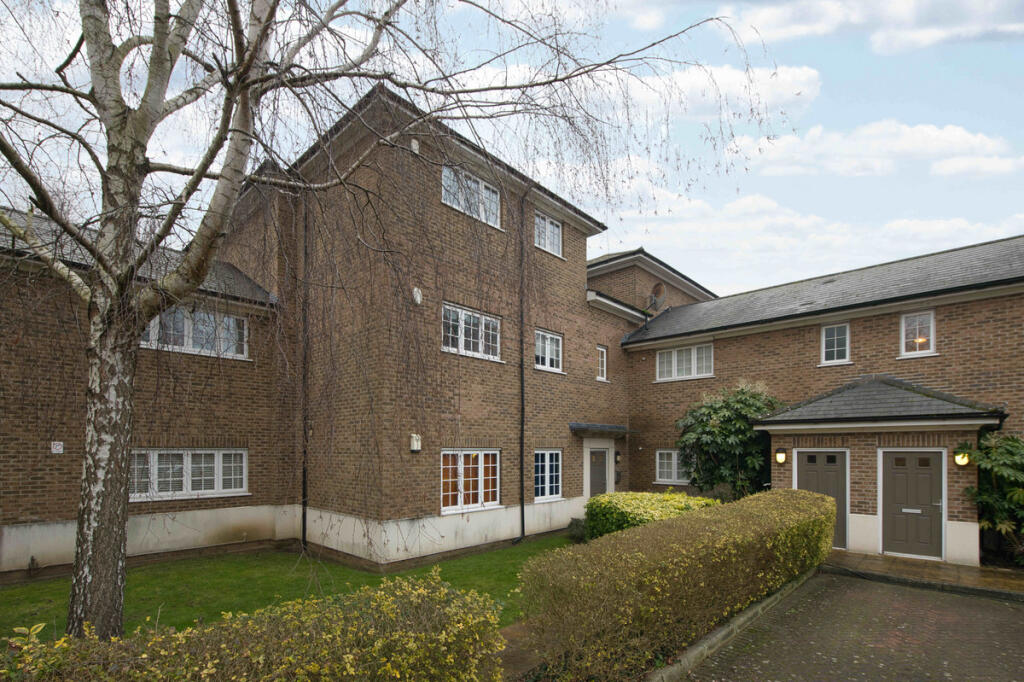 Additional image 3 of Panfield Lane, Braintree, CM7