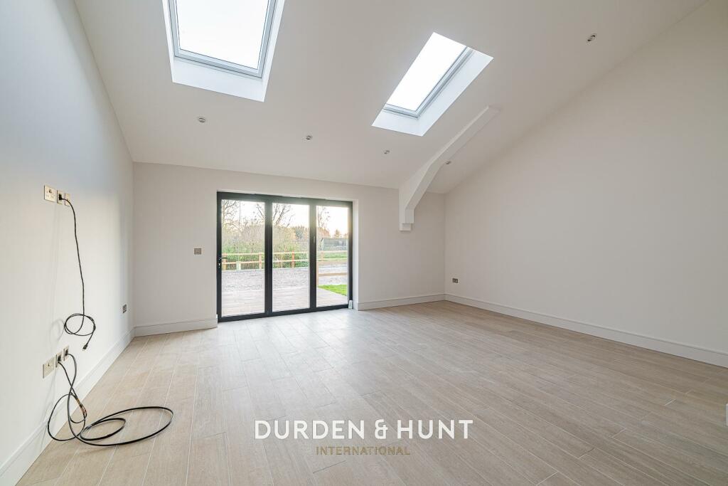 Additional image 2 of Carters Green, Matching, CM17