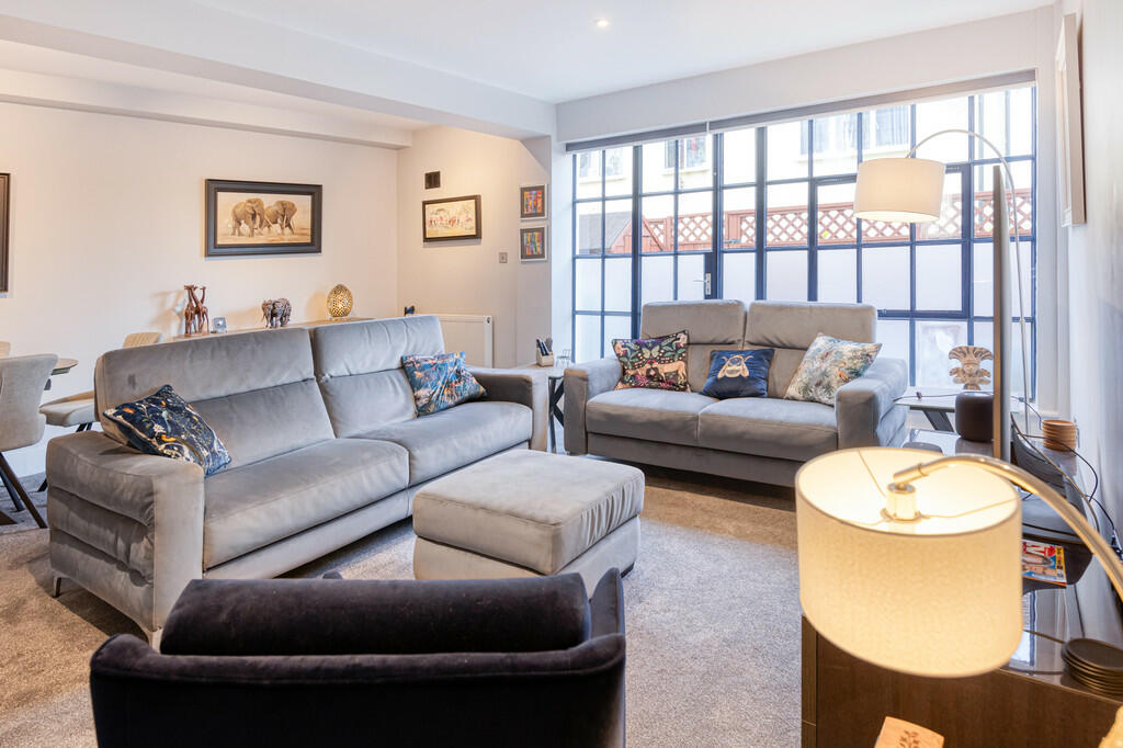 Additional image 5 of Town Centre, Technique Building