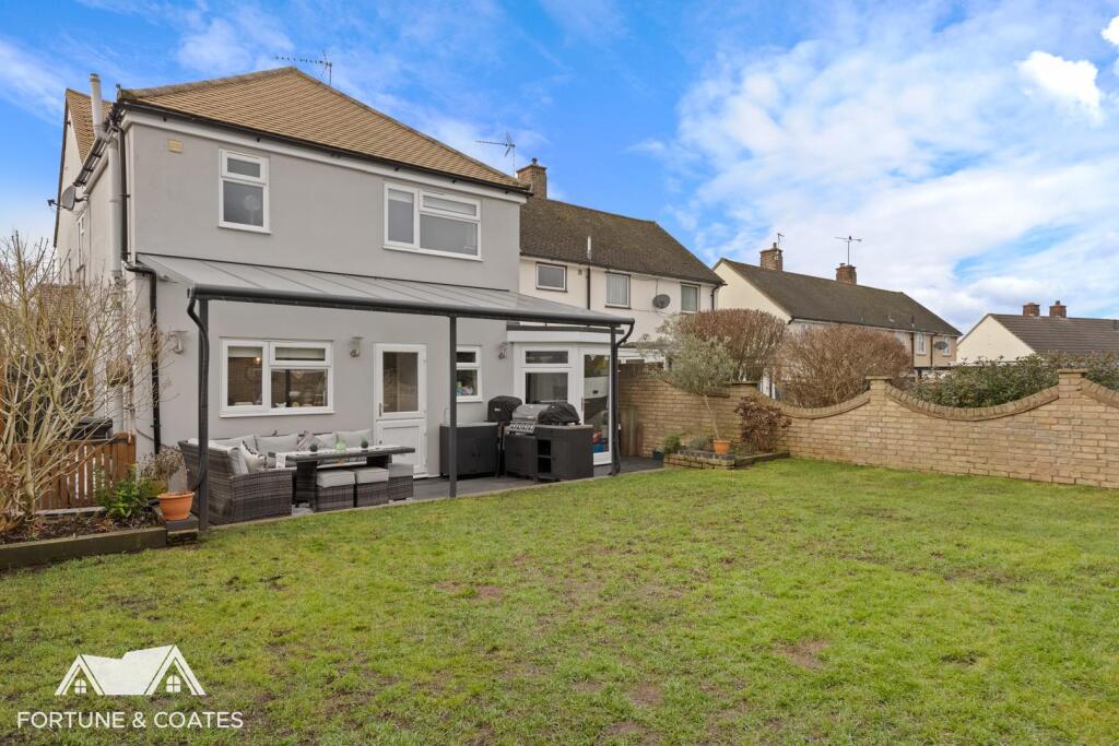 Additional image 31 of Parkfields, Roydon, Harlow