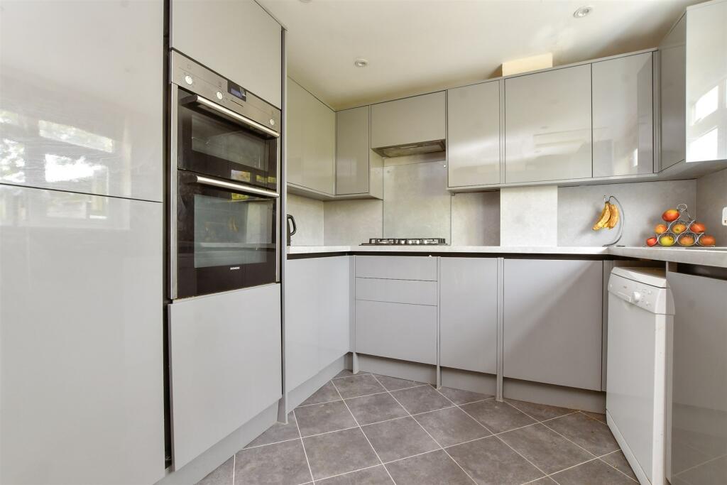 Additional image 4 of Spring Park Avenue, Shirley, Croydon, Surrey