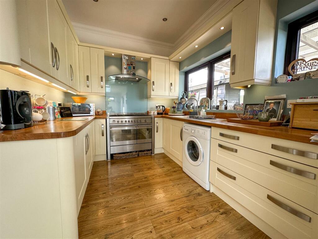 Additional image 8 of Southcliff Park, East Clacton