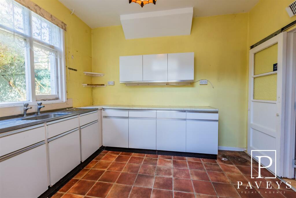 Additional image 6 of New Pier Street, Walton On The Naze