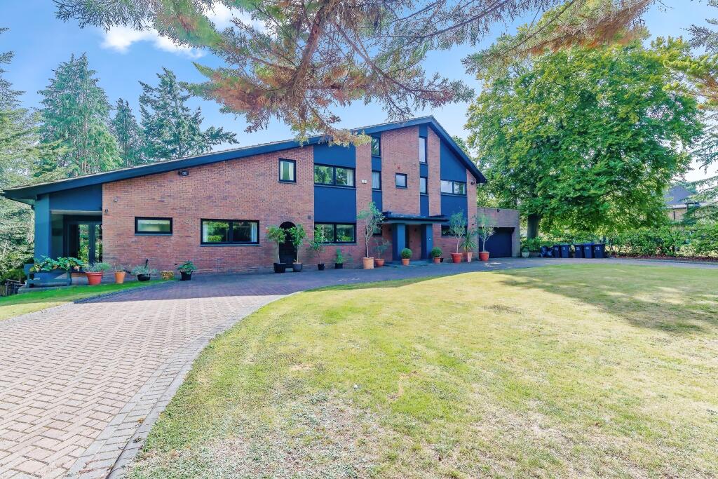 Bishops Walk, Croydon, Surrey, CR0