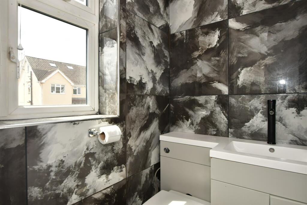 Additional image 5 of Upland Road, Billericay, Essex