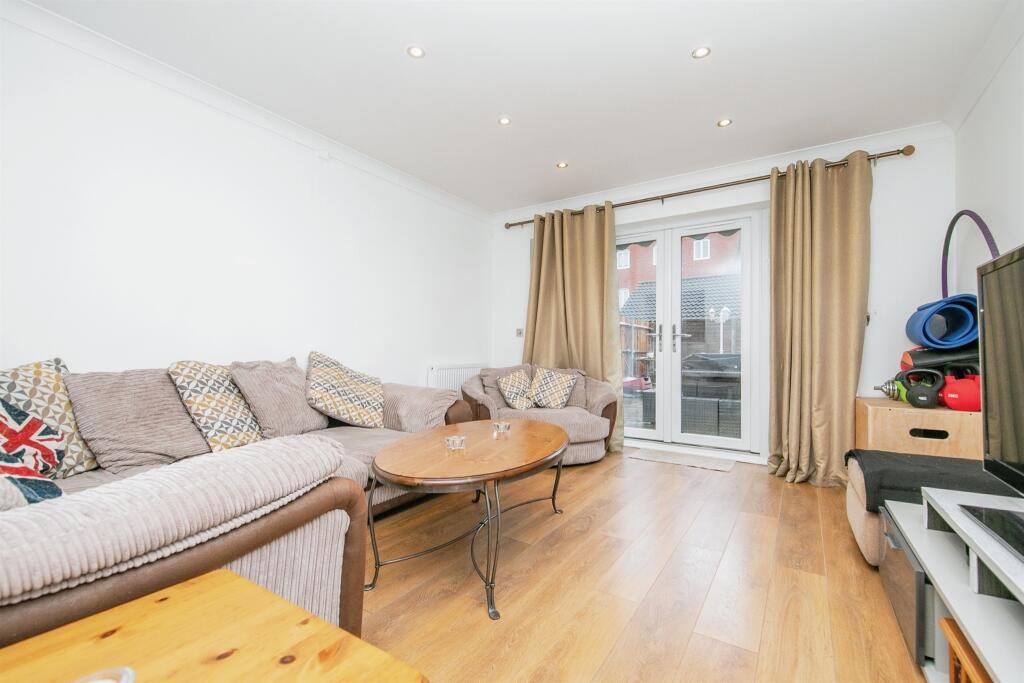 Additional image 4 of Carus Crescent, Highwoods, Colchester