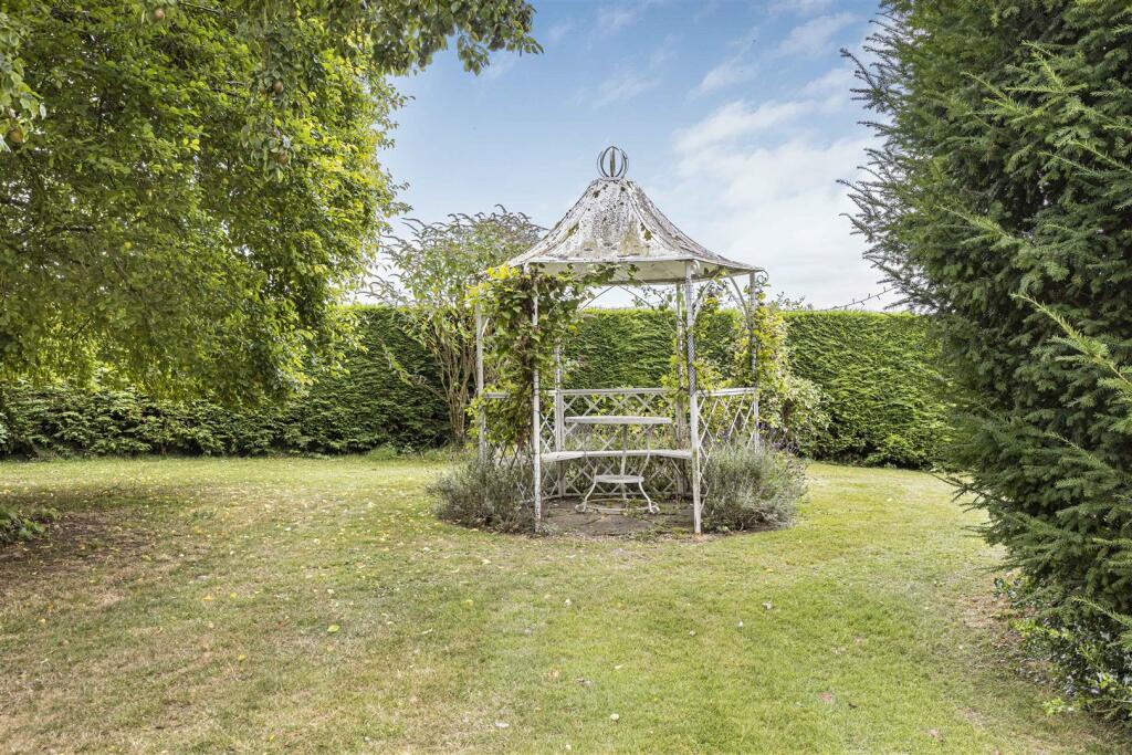 Additional image 11 of Ollivers Farm, Yeldham Road, Toppesfield, Halstead