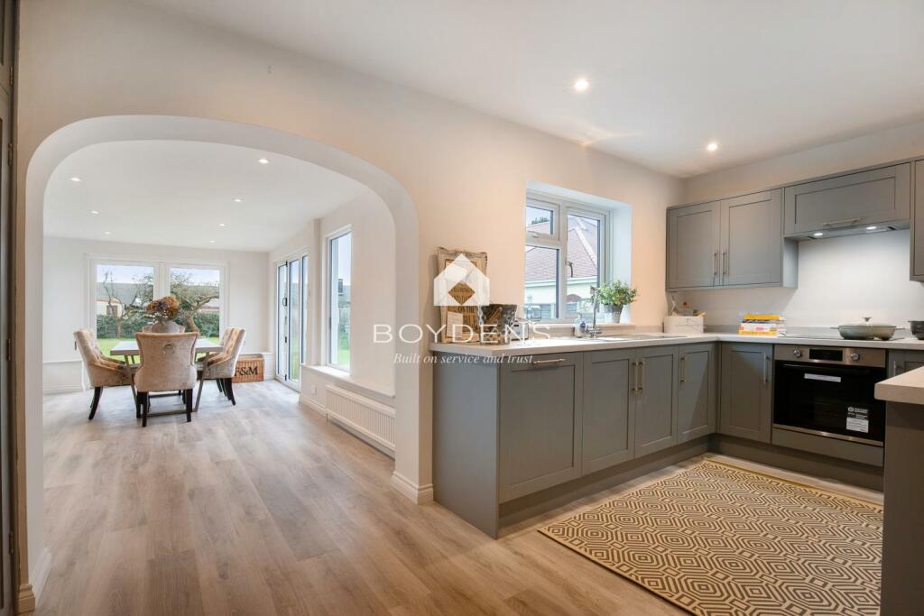 Additional image 6 of POINT CLEAR ROAD, POINT CLEAR