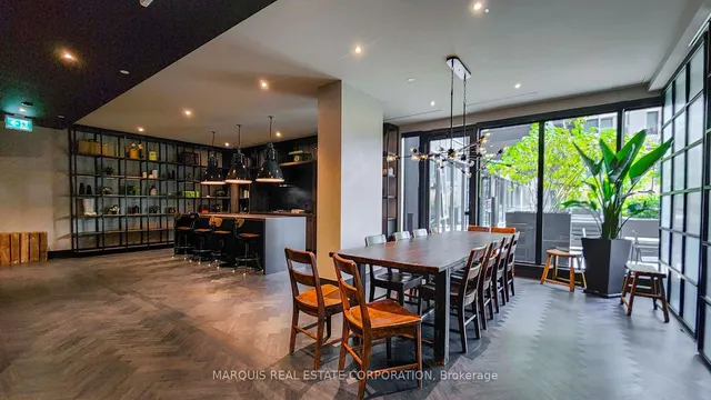 Additional image 3 of 505 Richmond St Unit 1222