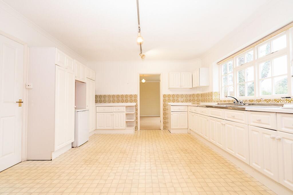 Additional image 26 of Common Road, Stock, CM4