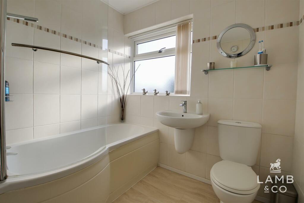 Additional image 11 of Queensway, Holland-On-Sea