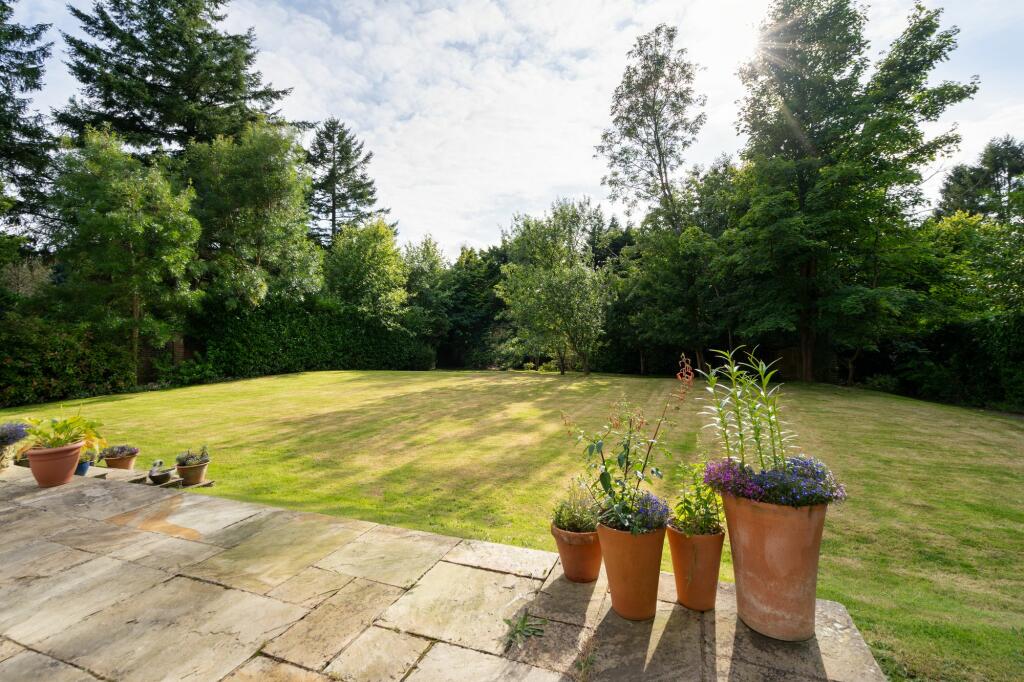 Additional image 27 of High Drive, Woldingham, CR3