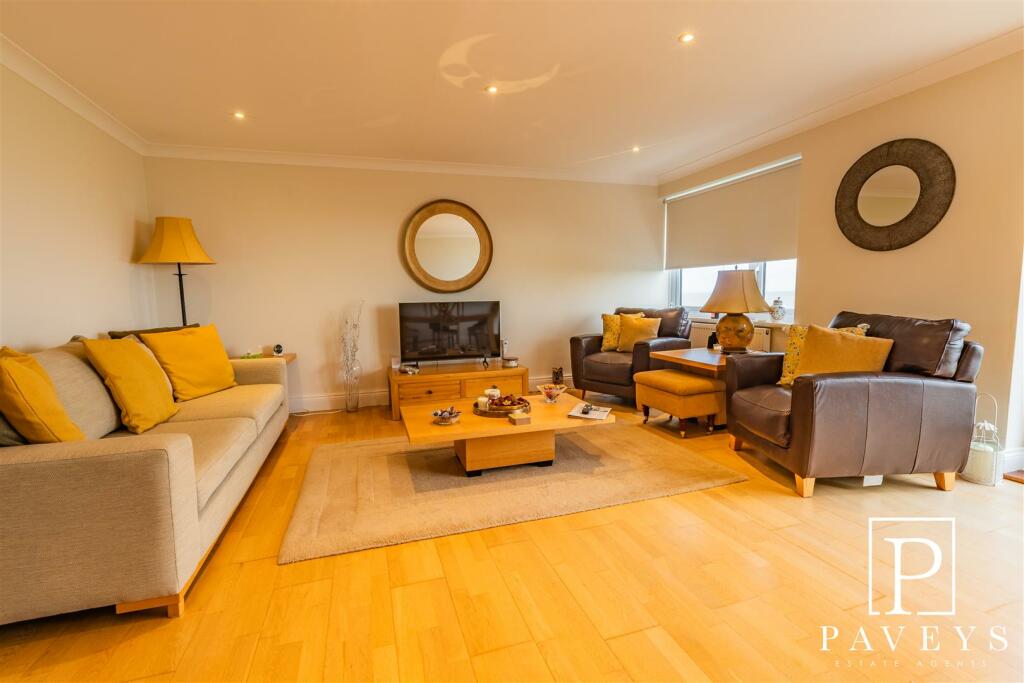 Additional image 5 of Marine Court The Esplanade, Frinton-On-Sea