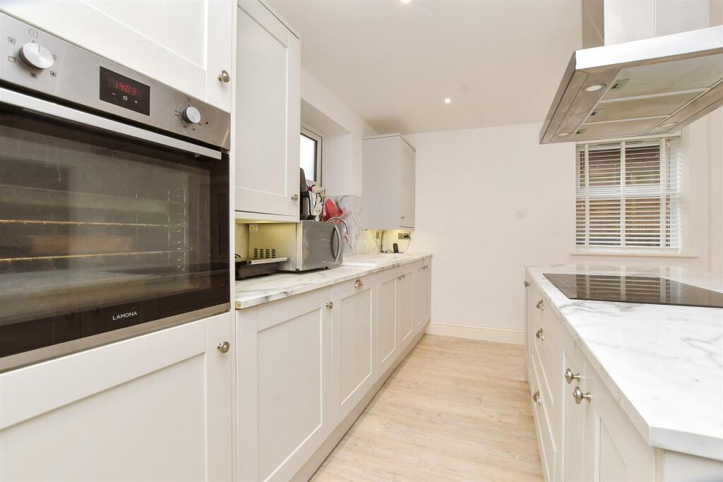 Additional image 3 of Moreton Road, South Croydon, Surrey