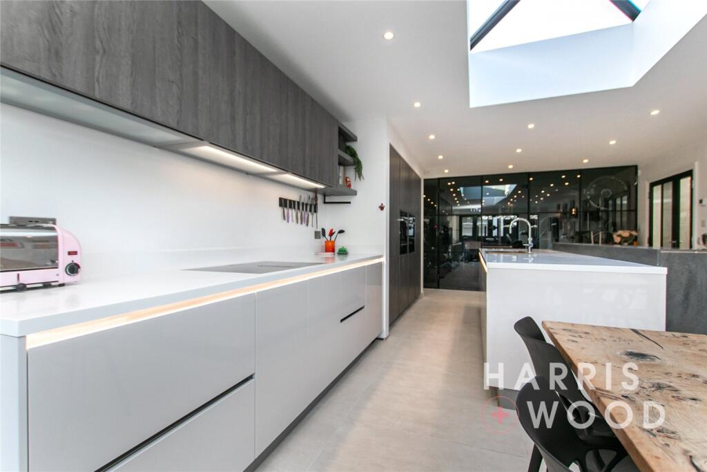 Additional image 12 of Dumont Avenue, St. Osyth, Clacton-on-Sea, Essex, CO16