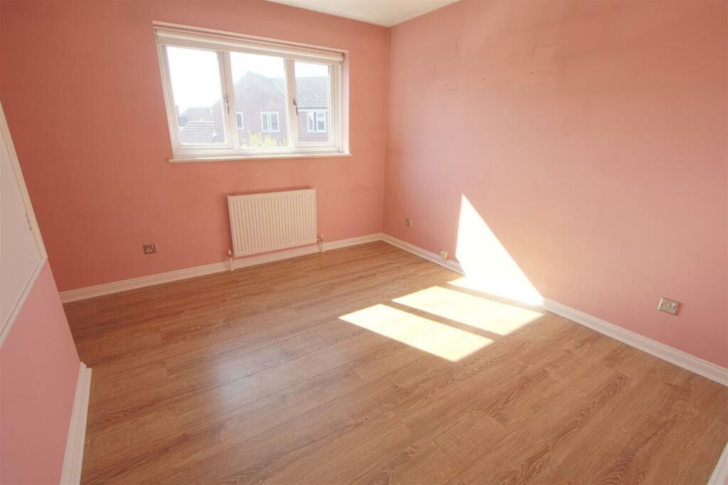 Additional image 6 of Lampern Crescent, Billericay