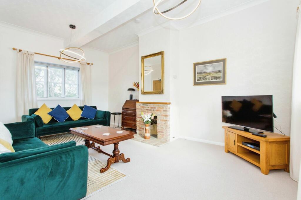 Additional image 4 of Ropers Court, Lavenham, CO10