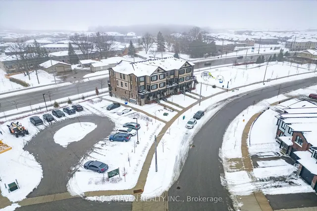 Additional image 28 of 148 Rochefort St Unit E