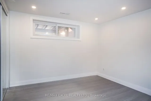 Additional image 32 of 11 Penetang Cres