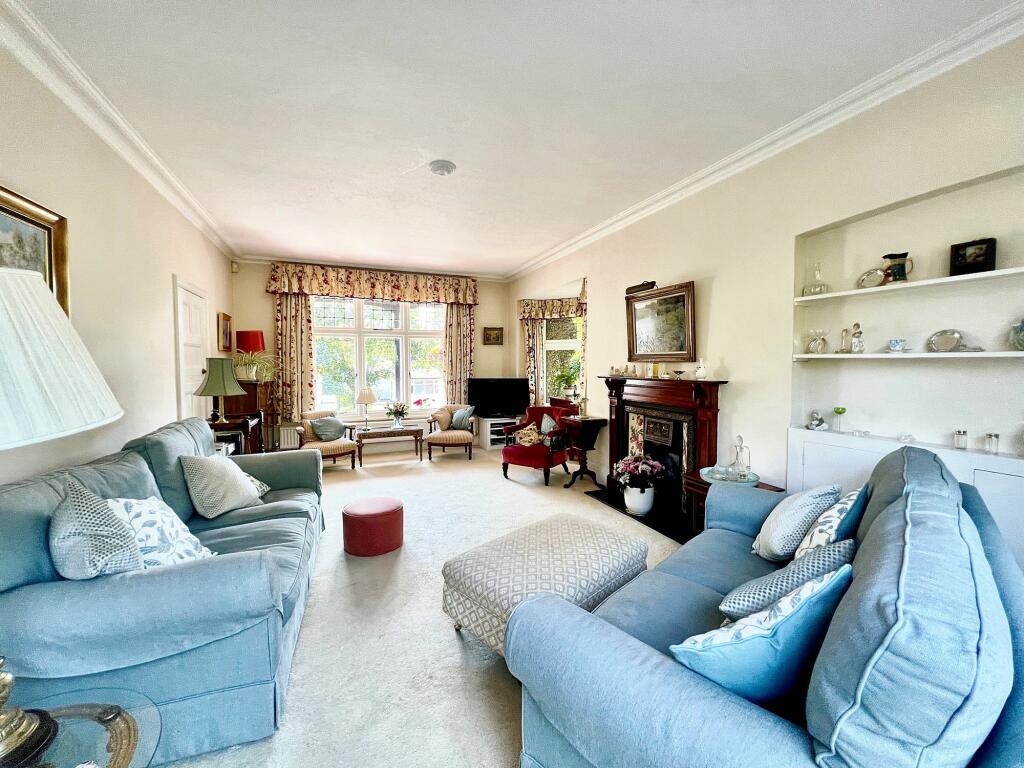 Additional image 7 of The Drive, Coulsdon, CR5