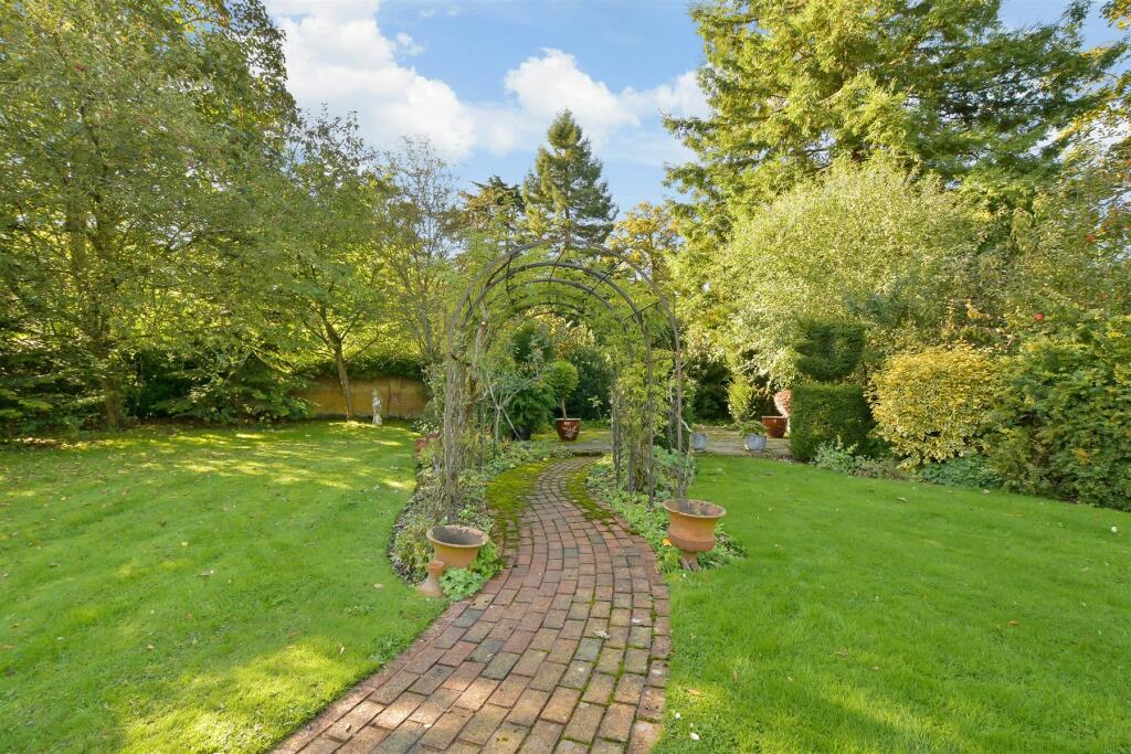 Additional image 13 of Copped Hall, Epping, Essex