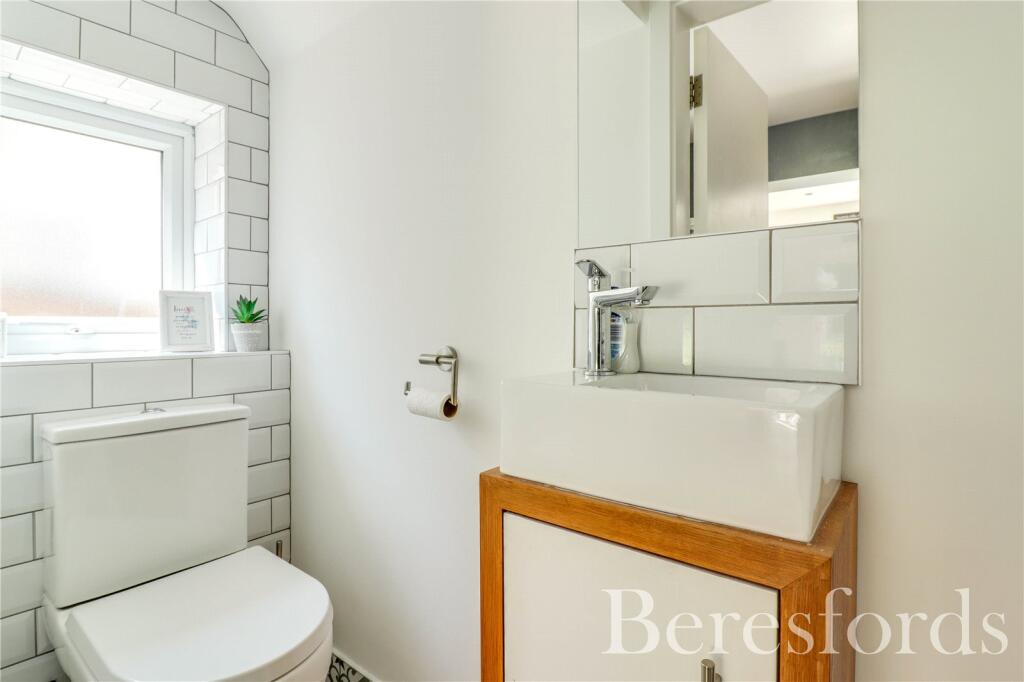 Additional image 5 of Knightbridge Walk, Billericay, CM12