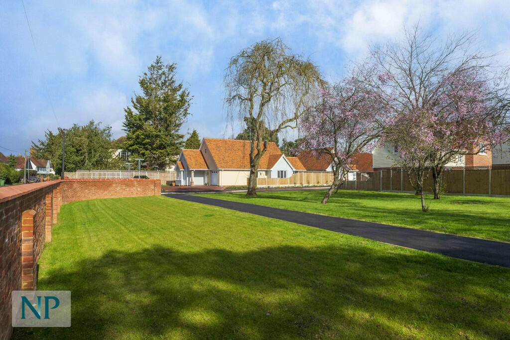Additional image 12 of 4 Coulson Gardens, Bocking