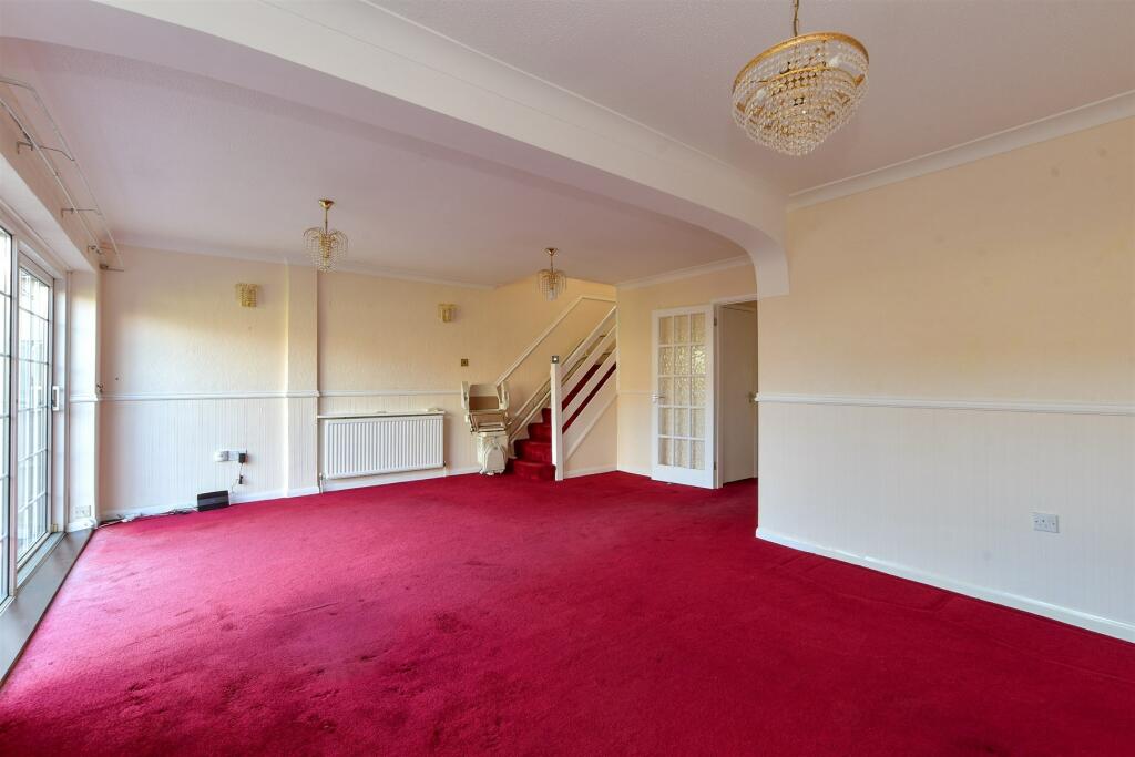 Additional image 3 of Park Lane, Ramsden Heath, Billericay, Essex