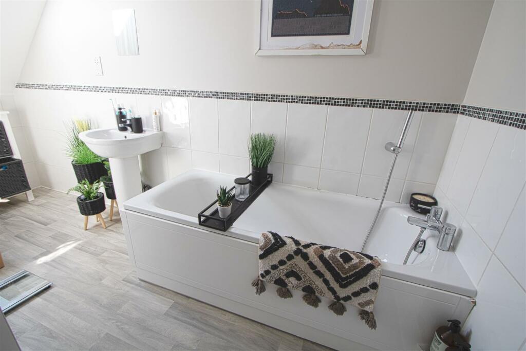 Additional image 9 of High Street, Billericay