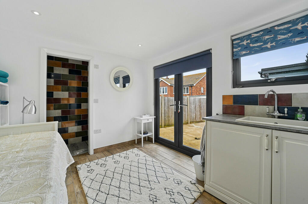 Additional image 19 of Point Clear Road, St Osyth