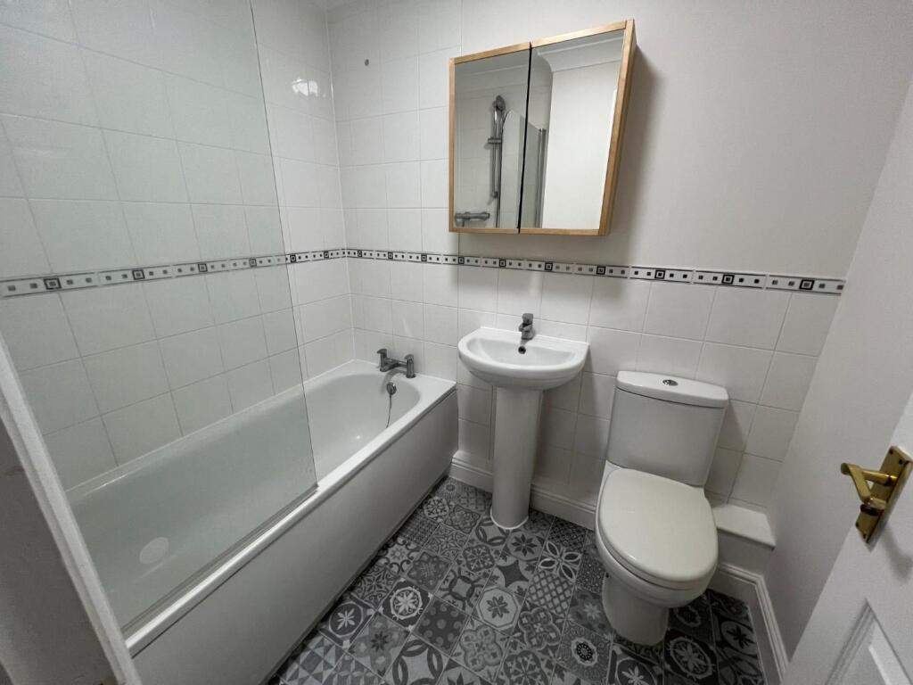 Additional image 10 of St. James Close, Halstead